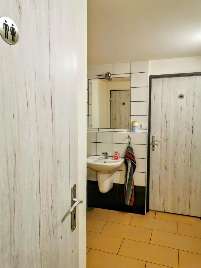 ブロウモフUbytovani V Podhoubiアパートメント エクステリア 写真